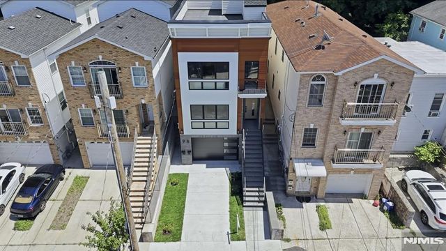 98 Western Avenue 2, Jersey City, NJ 07307