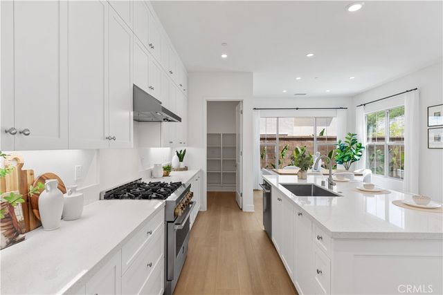 242 Maricopa, Irvine, CA 92618