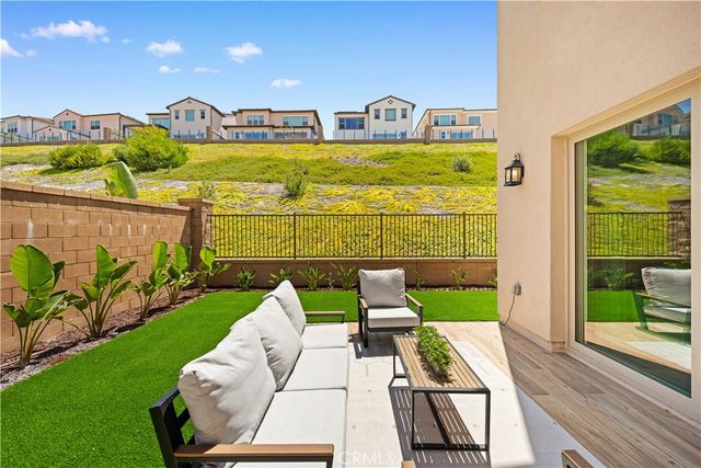 242 Maricopa, Irvine, CA 92618