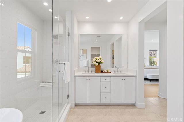 242 Maricopa, Irvine, CA 92618