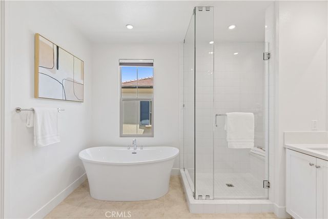 242 Maricopa, Irvine, CA 92618