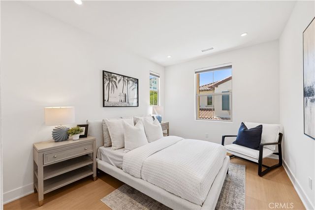 242 Maricopa, Irvine, CA 92618