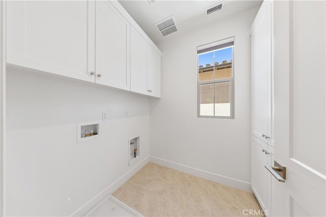 242 Maricopa, Irvine, CA 92618