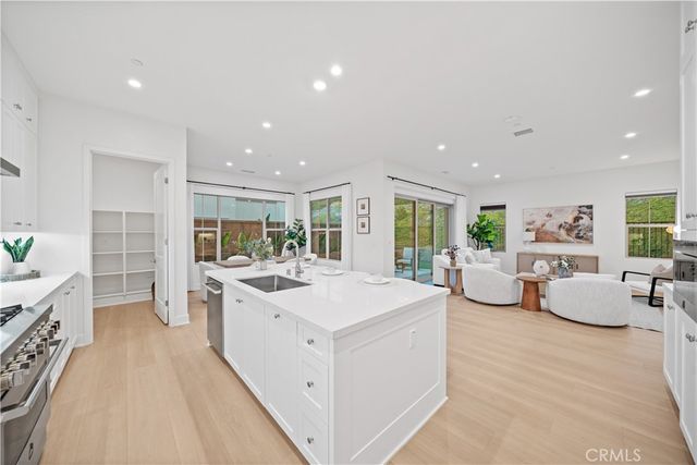 242 Maricopa, Irvine, CA 92618