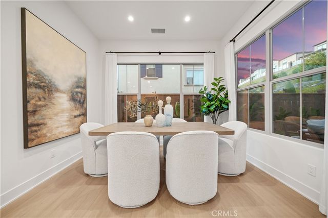 242 Maricopa, Irvine, CA 92618