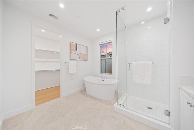 242 Maricopa, Irvine, CA 92618