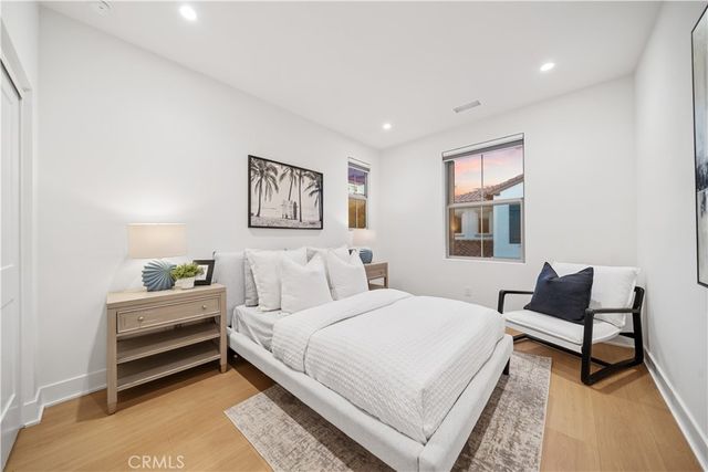 242 Maricopa, Irvine, CA 92618