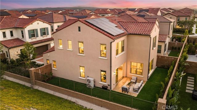242 Maricopa, Irvine, CA 92618