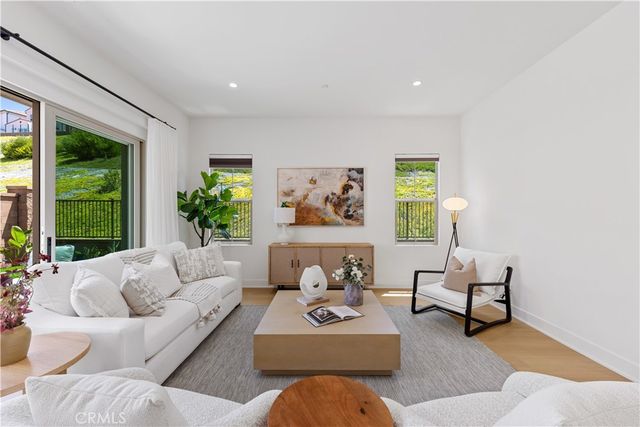 242 Maricopa, Irvine, CA 92618