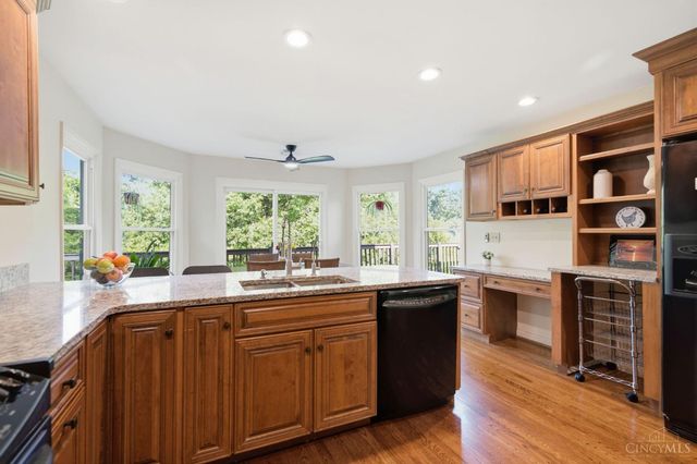 6865 Fox Hill Lane, Madeira, OH 45236