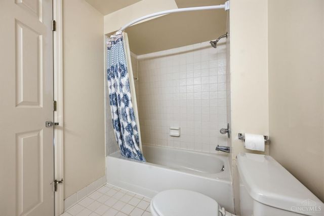 6865 Fox Hill Lane, Madeira, OH 45236