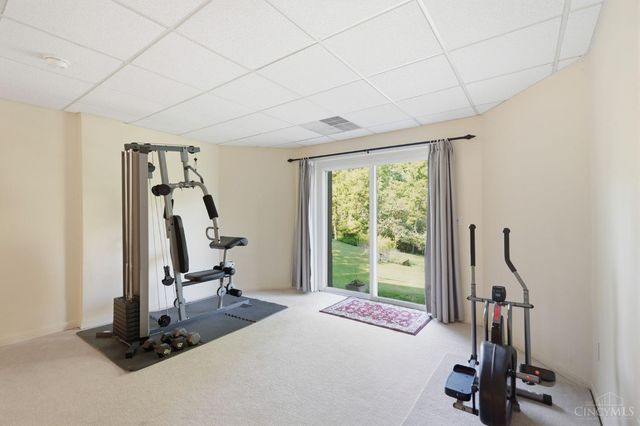 6865 Fox Hill Lane, Madeira, OH 45236