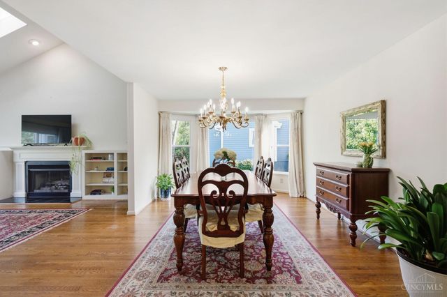 6865 Fox Hill Lane, Madeira, OH 45236