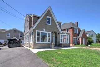 8 Dolan Avenue A, Parlin, NJ 08859