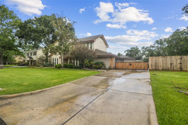 16210 Port O Call Street, Crosby, TX 77532