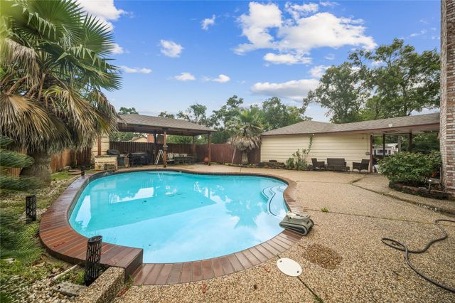 16210 Port O Call Street, Crosby, TX 77532