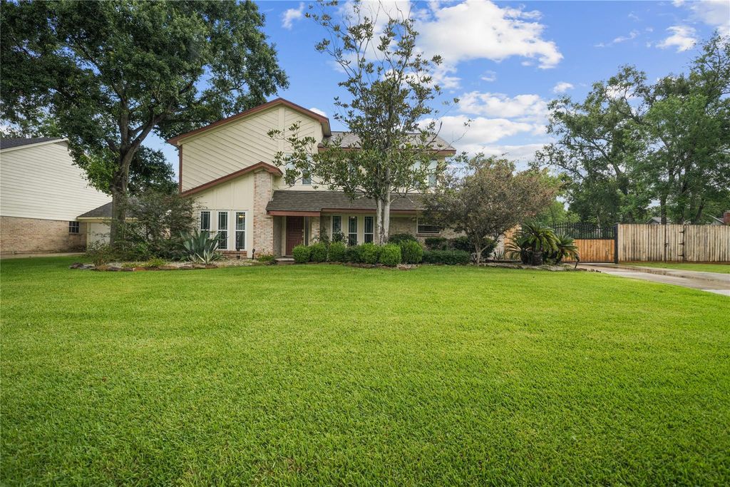 16210 Port O Call Street, Crosby, TX 77532
