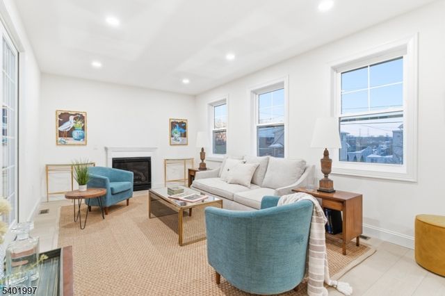 41 Entwistle Ave, Nutley Twp., NJ 07110