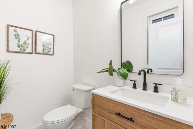 41 Entwistle Ave, Nutley Twp., NJ 07110