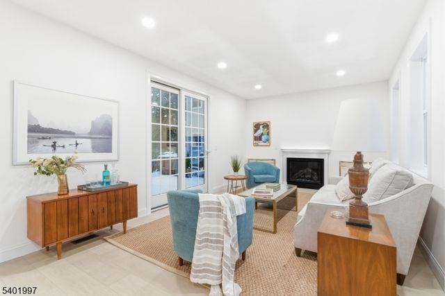 41 Entwistle Ave, Nutley Twp., NJ 07110