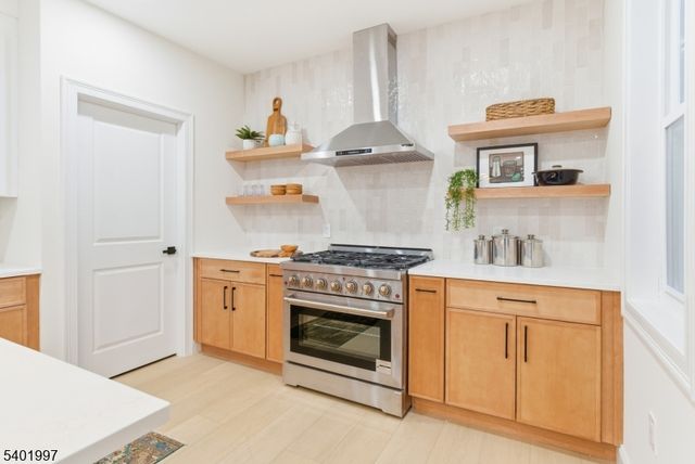 41 Entwistle Ave, Nutley Twp., NJ 07110