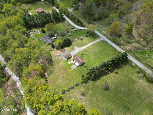 117 Airport Road, Berlin, NY 12022