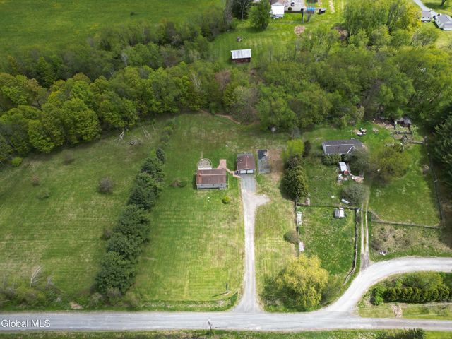 117 Airport Road, Berlin, NY 12022