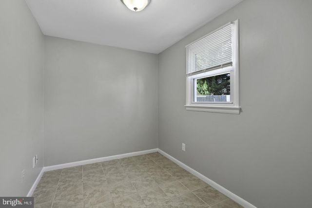 8908 CHARLES AUGUSTINE DR, Alexandria, VA 22308