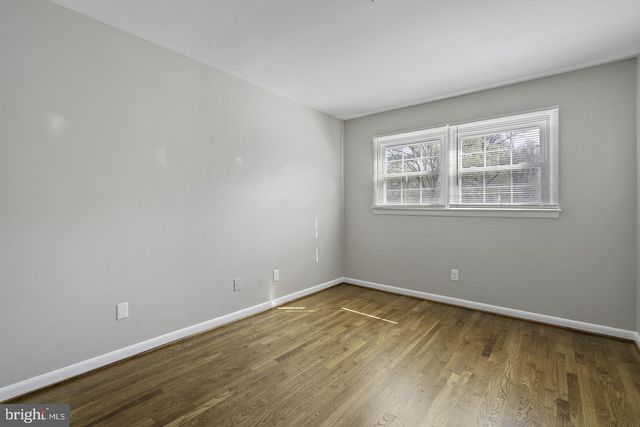 8908 CHARLES AUGUSTINE DR, Alexandria, VA 22308