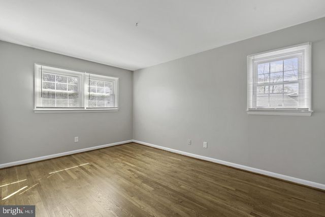 8908 CHARLES AUGUSTINE DR, Alexandria, VA 22308
