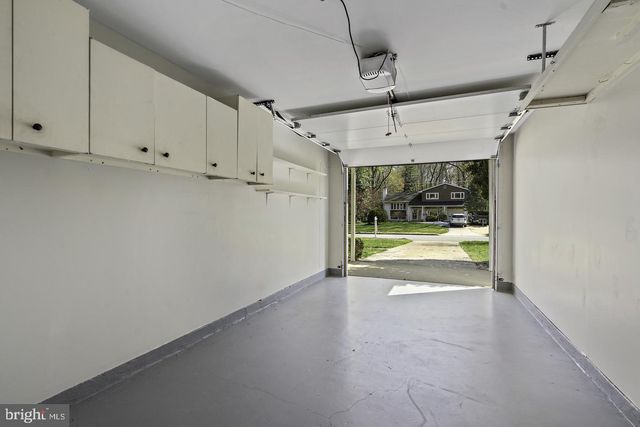 8908 CHARLES AUGUSTINE DR, Alexandria, VA 22308