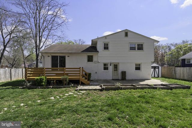 8908 CHARLES AUGUSTINE DR, Alexandria, VA 22308
