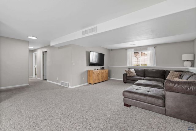 6875 ARCADIA, Summerset, SD 57718