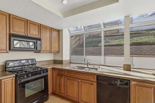 1772 Avenida Segovia, Oceanside, CA 92056