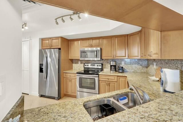 9550 S Ocean Drive 1208, Jensen Beach, FL 34957