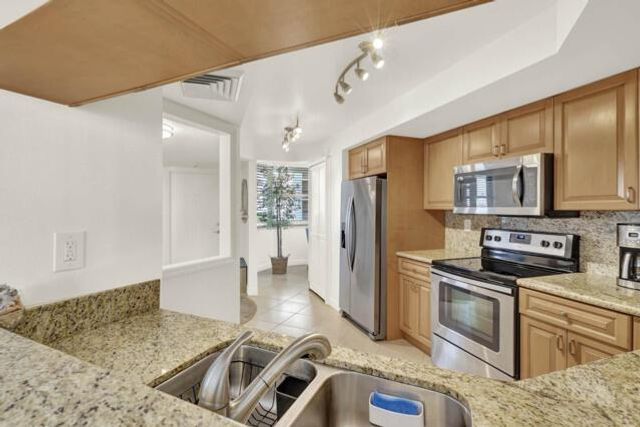 9550 S Ocean Drive 1208, Jensen Beach, FL 34957