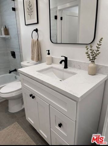 3212 Glenhurst Avenue, Los Angeles, CA 90039