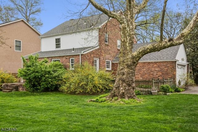 4 Indian Spring Rd, Cranford Twp., NJ 07016