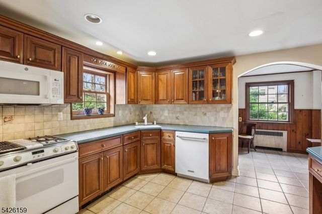 4 Indian Spring Rd, Cranford Twp., NJ 07016