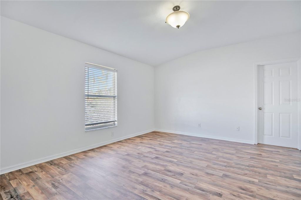 Image 13 of property listing at 1467 BAY GROVE DRIVE, Port Orange, FL 32129