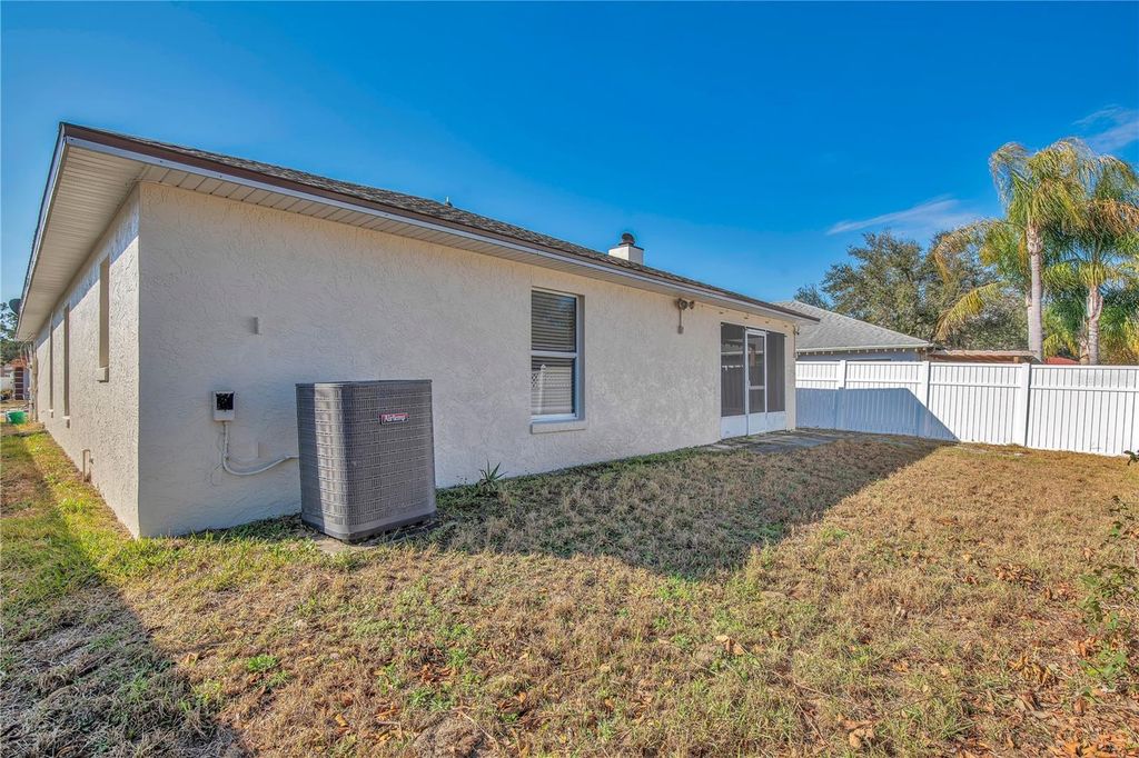 Image 24 of property listing at 1467 BAY GROVE DRIVE, Port Orange, FL 32129