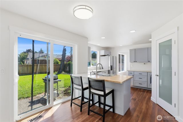 21505 42nd Avenue E, Spanaway, WA 98387