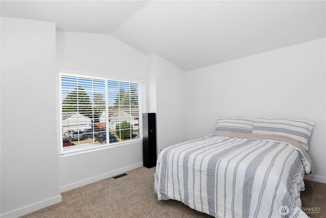 21505 42nd Avenue E, Spanaway, WA 98387