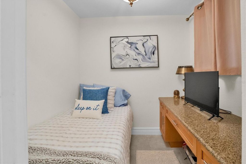 Image 19 of property listing at 331 CLEVELAND STREET 1501, Clearwater, FL 33755