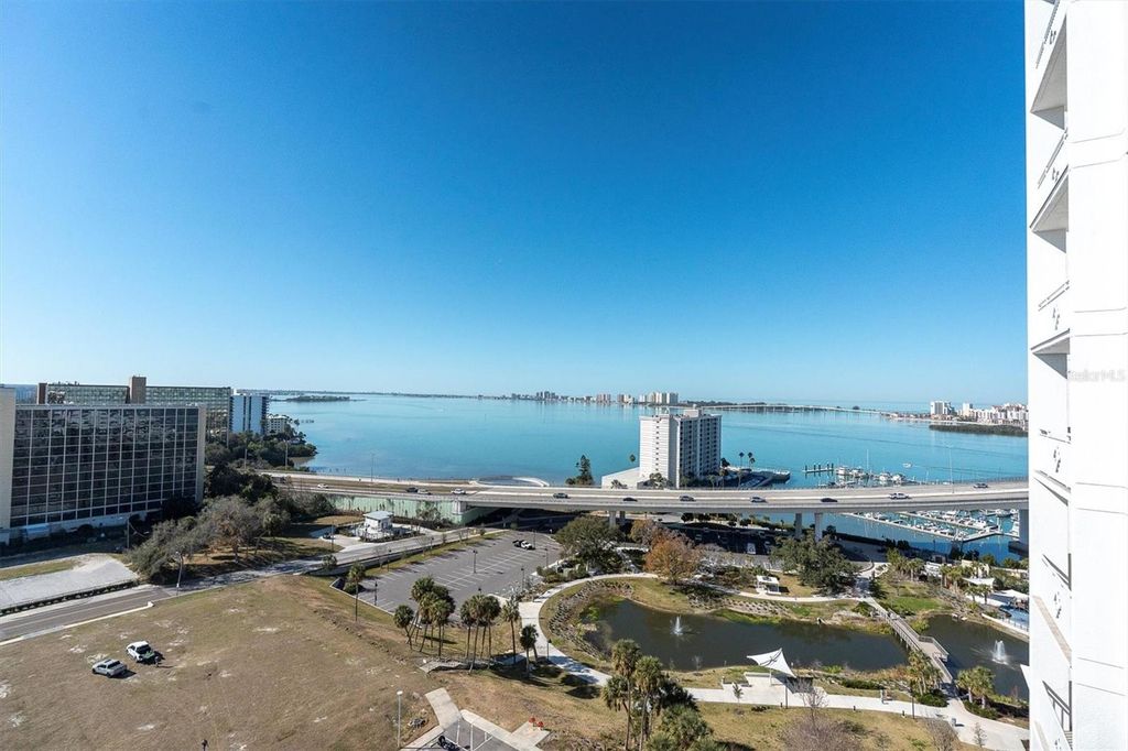 Image 22 of property listing at 331 CLEVELAND STREET 1501, Clearwater, FL 33755