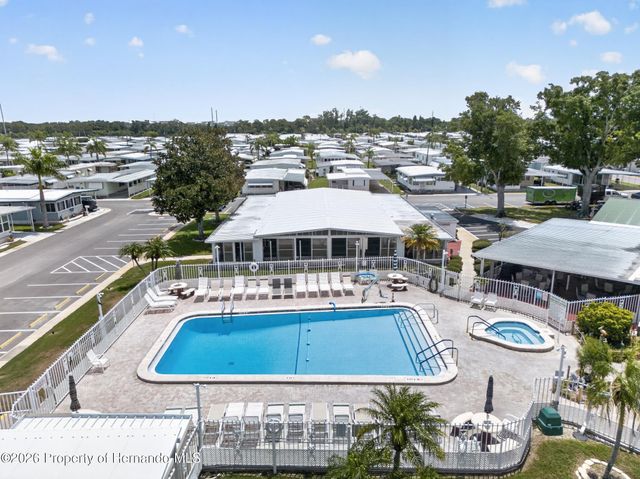 82221 F Street #221, Pinellas Park, FL 33781