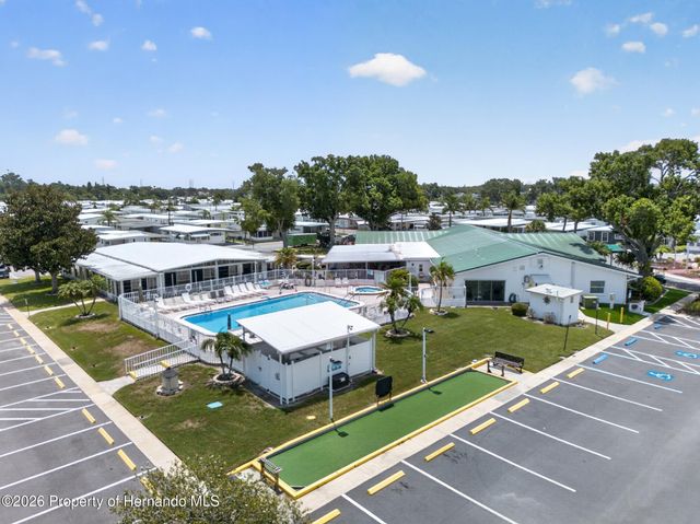 82221 F Street #221, Pinellas Park, FL 33781