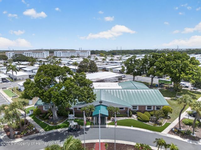 82221 F Street #221, Pinellas Park, FL 33781