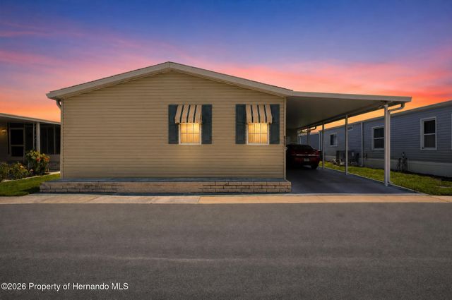 82221 F Street #221, Pinellas Park, FL 33781