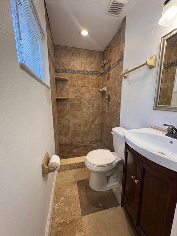 218 LEWIS BOULEVARD SE, St Petersburg, FL 33705